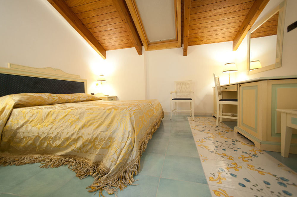 דירות Vietri Palazzo Della Monica מראה חיצוני תמונה